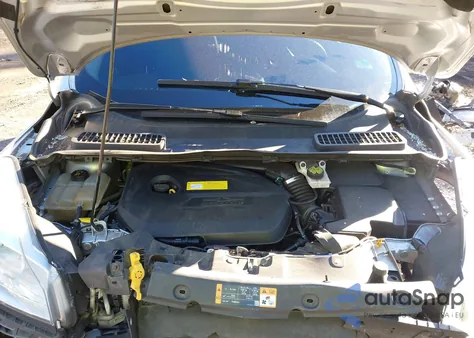 2016 Ford Escape Se z USA, uszkodzony, nr VIN 1FMCU9GX9GUB64743